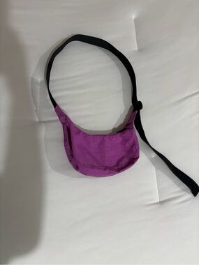 BAGGU Extra Pink Small Crescent